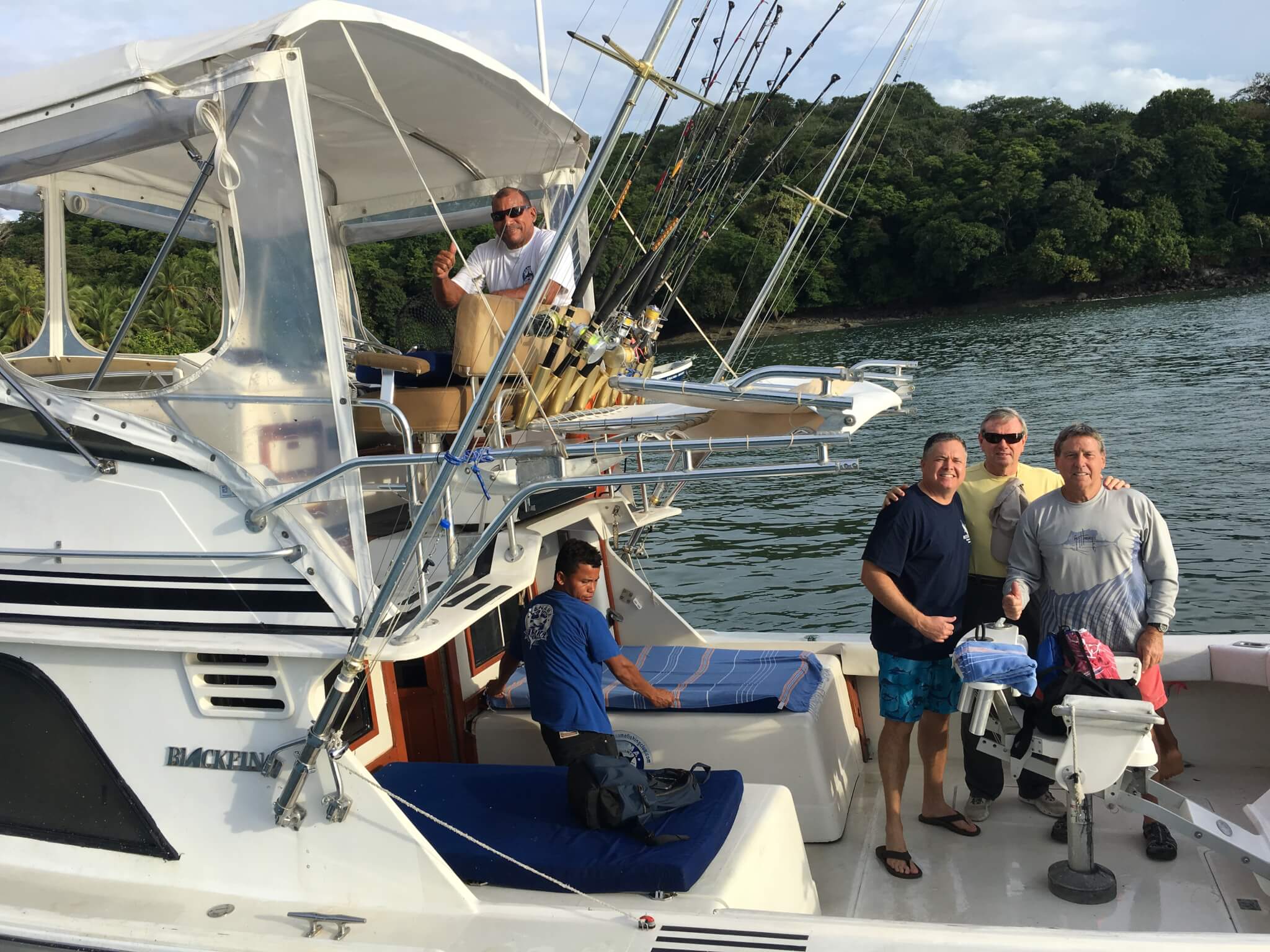 group of people about to depart on a panama fishing trip