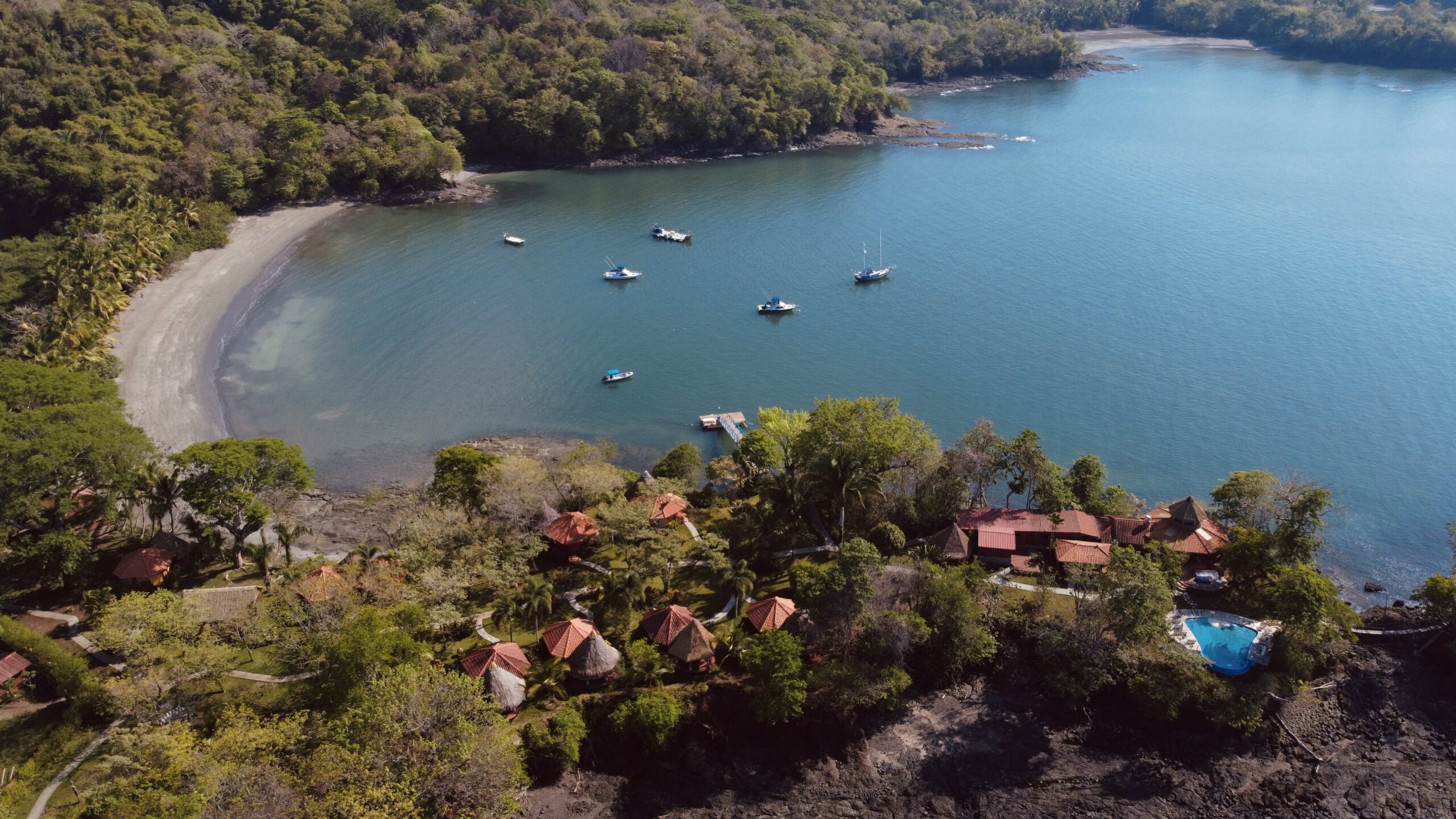 luxury fishing lodge in panama