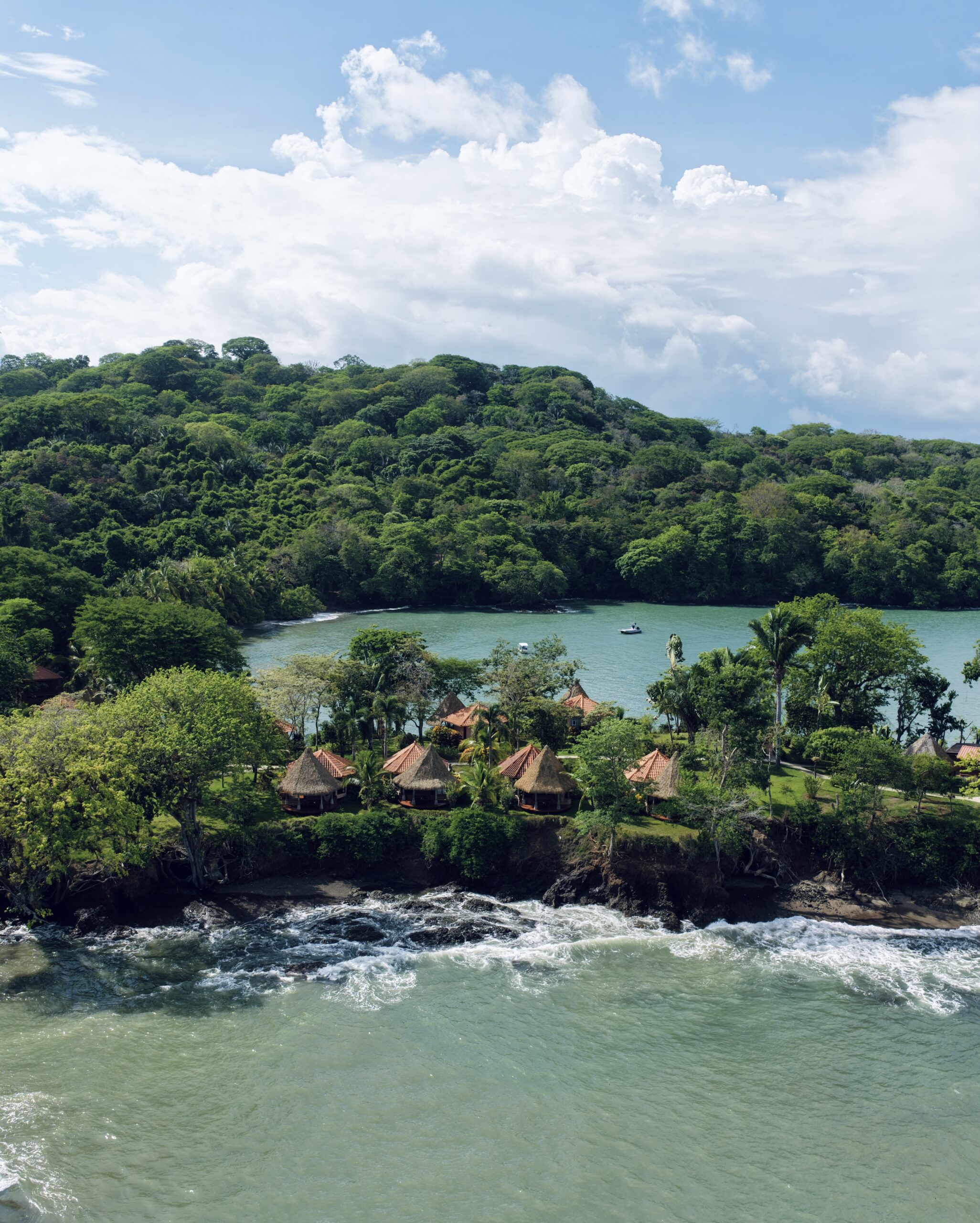luxury private island fishing lodge panama
